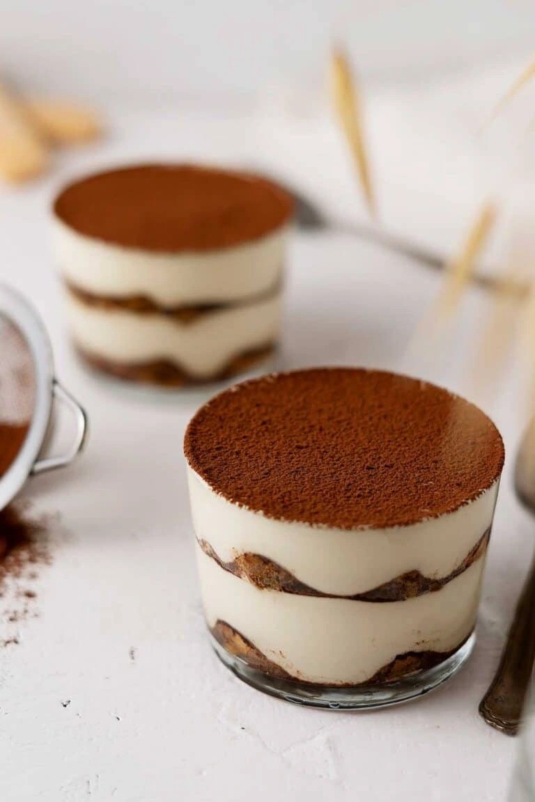 10-Minute-Eggless-Tiramisu-For-Two-main-768x1152.jpg