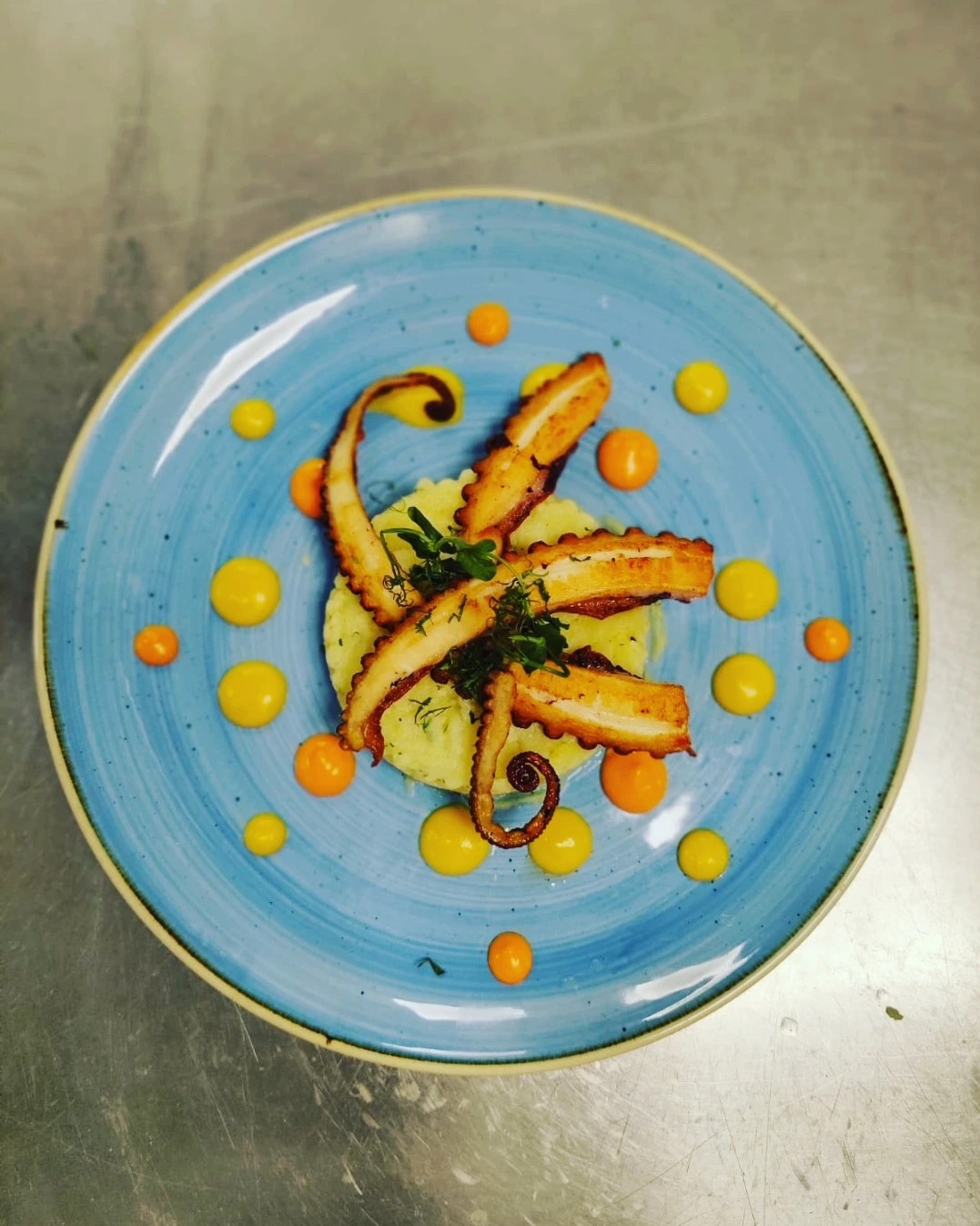 IMG_20221101_044302_408.jpg IMG_20221101_044302_408.jpg