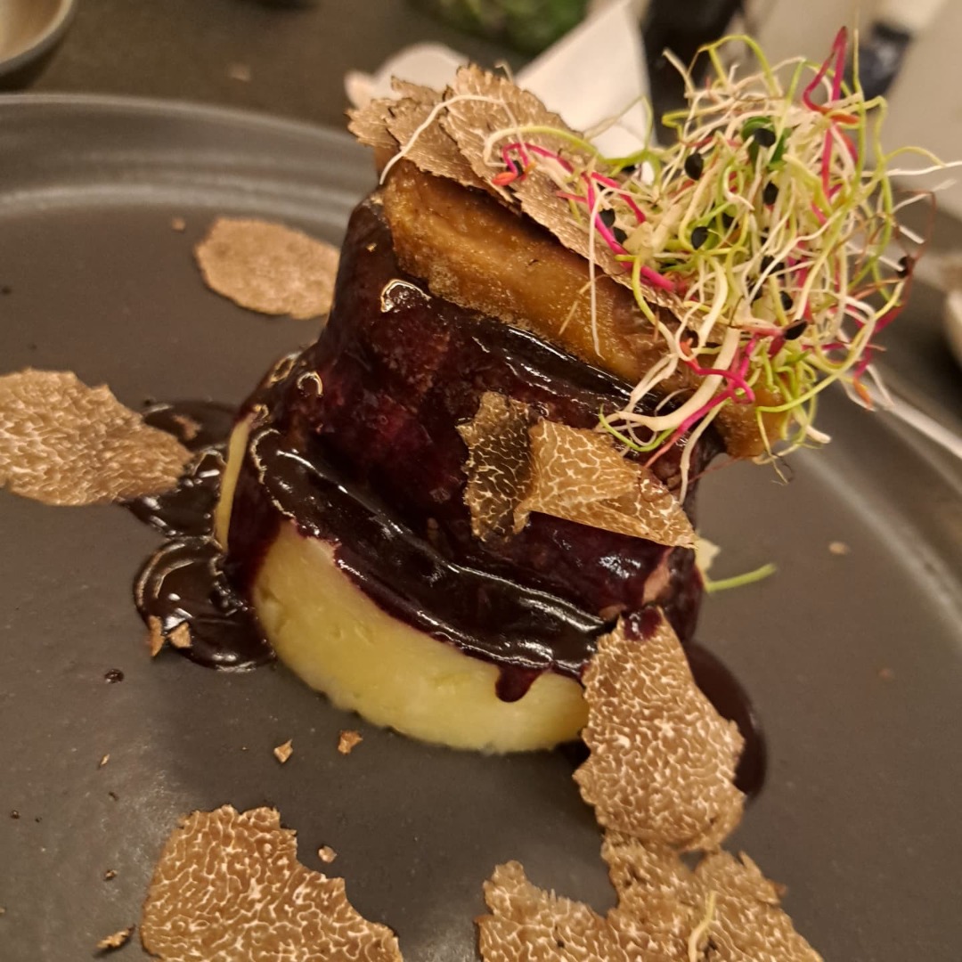 Tasting menu based on white truffles