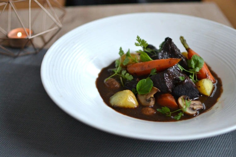 Boeuf-bourguignon-recette-facile-750x500.jpg