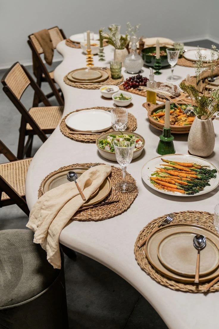 Bieke Casteleyn _ Furniture _ Dining table.jpg