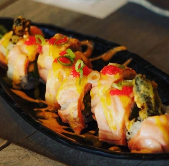 Nanami  Sushi