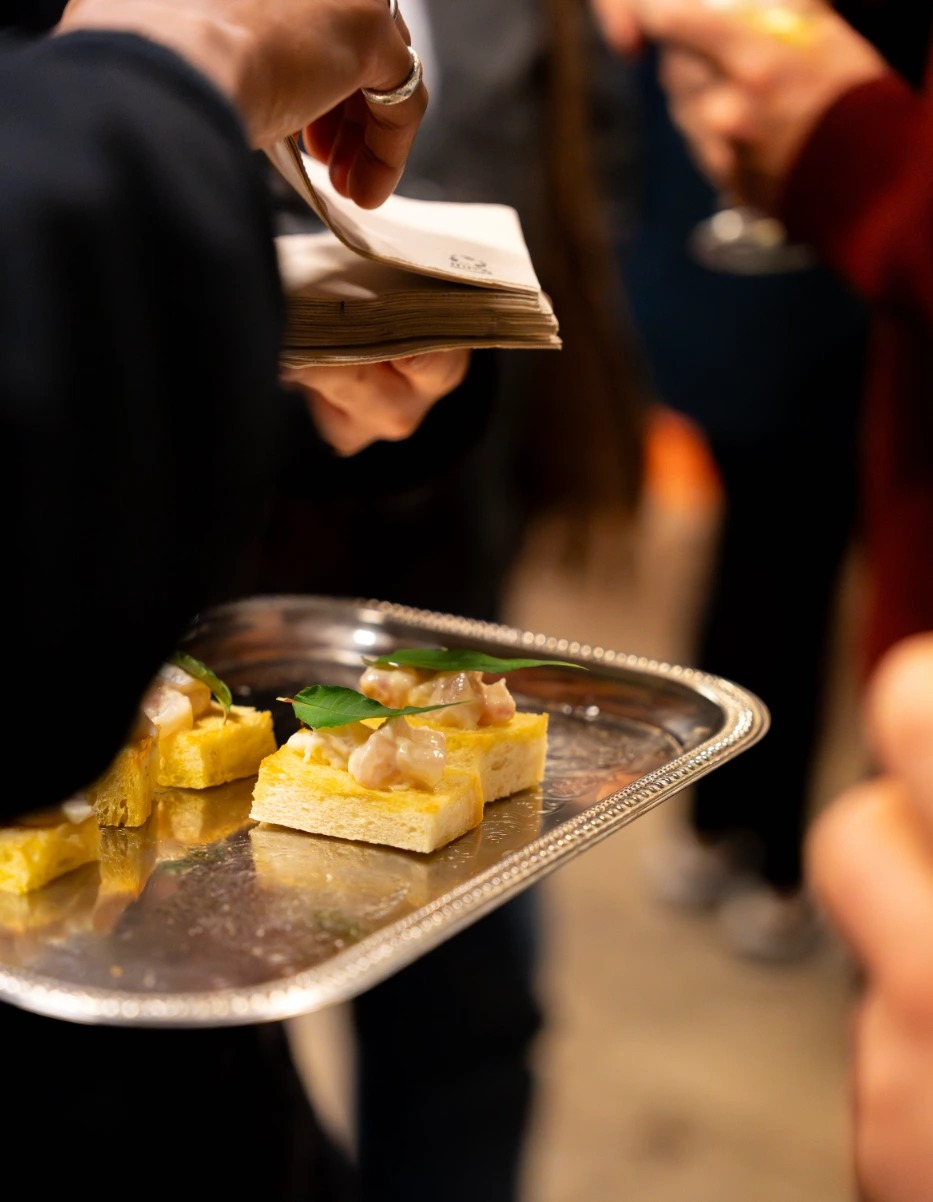 Brioche perdue et tarte de bar - pièce cocktail - Margot Beck cheffe privée.jpg