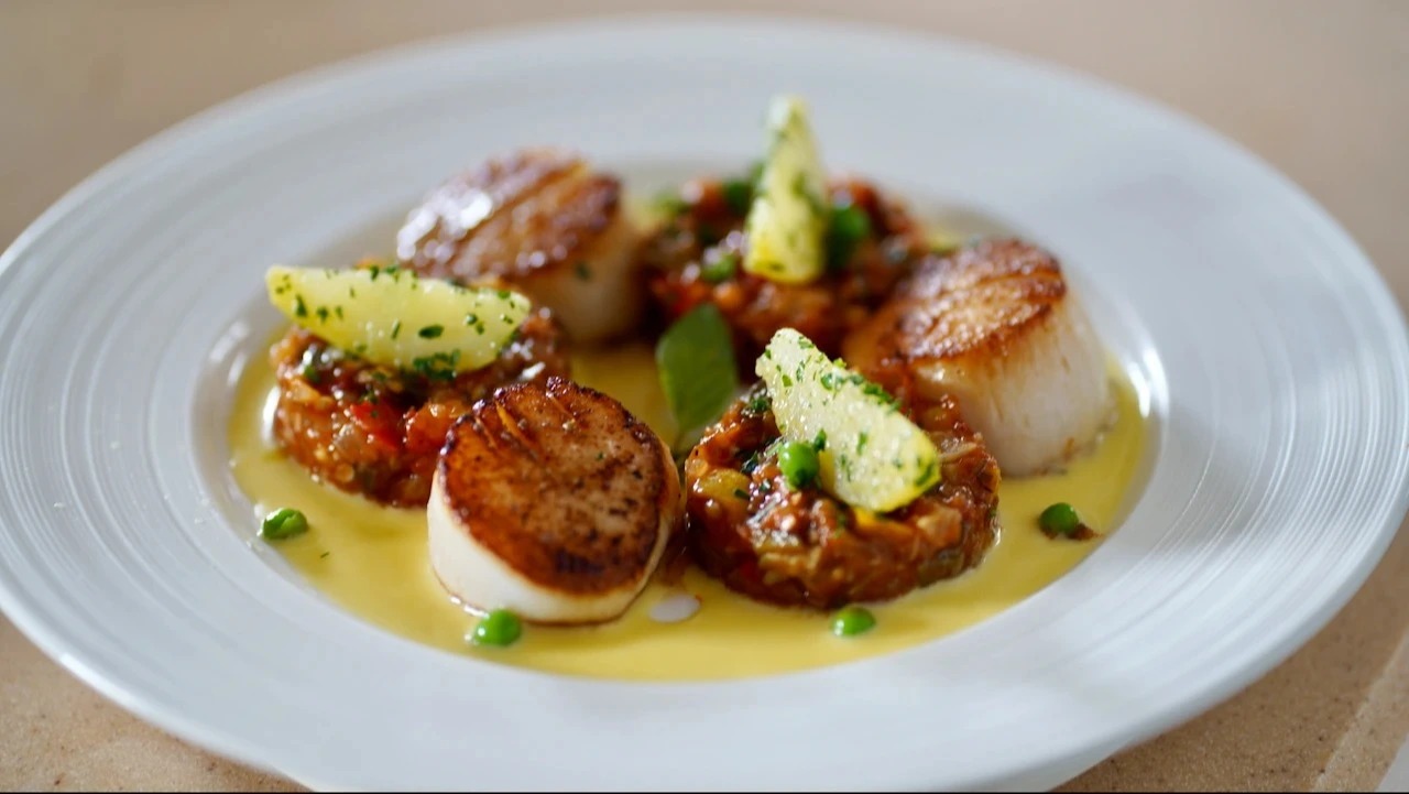 PARIS MATCH - THE FOOD THAT FED THE KINGS