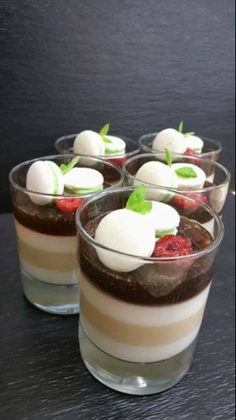 TIRAMISÚ Y MACARRONES.JPG