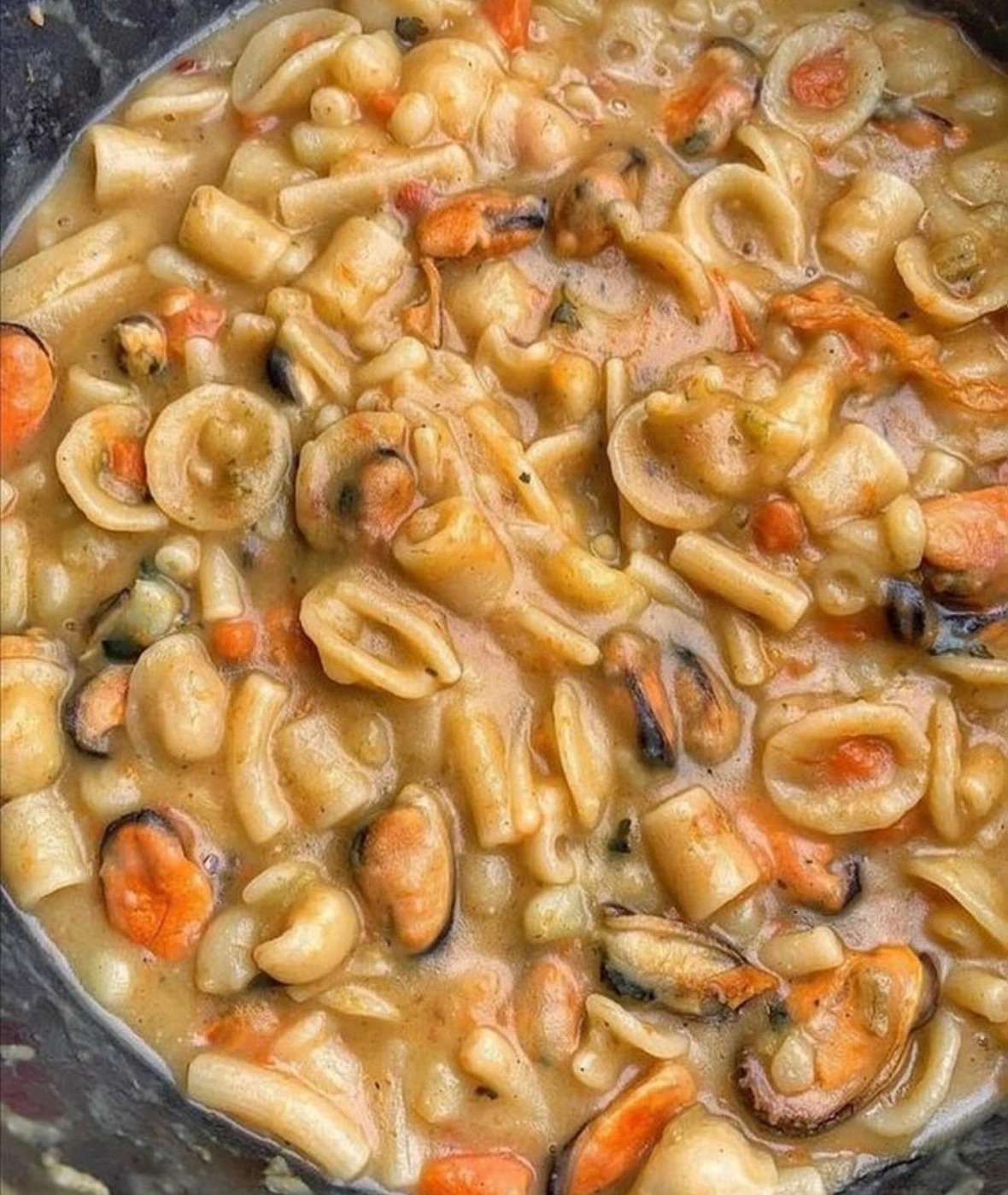 pasta fagioli e cozze.jpeg