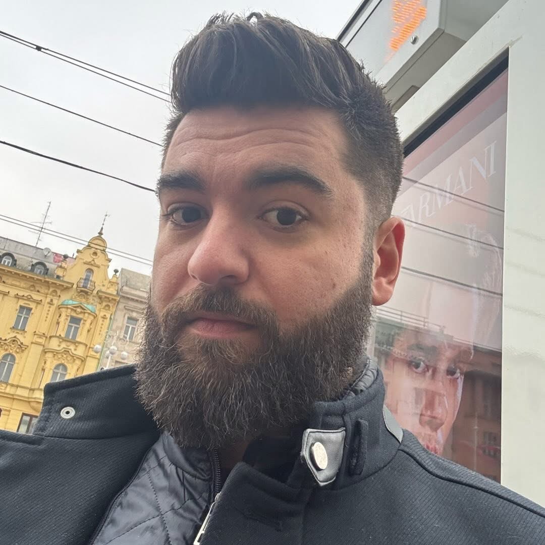 Fotografija s Nikola Ljubojevic