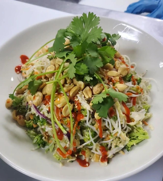 rice noodle salad.jfif