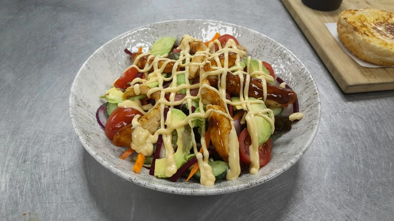 WhatsApp Image 2024-11-12 at 22.20.41_515f1ce2.jpg