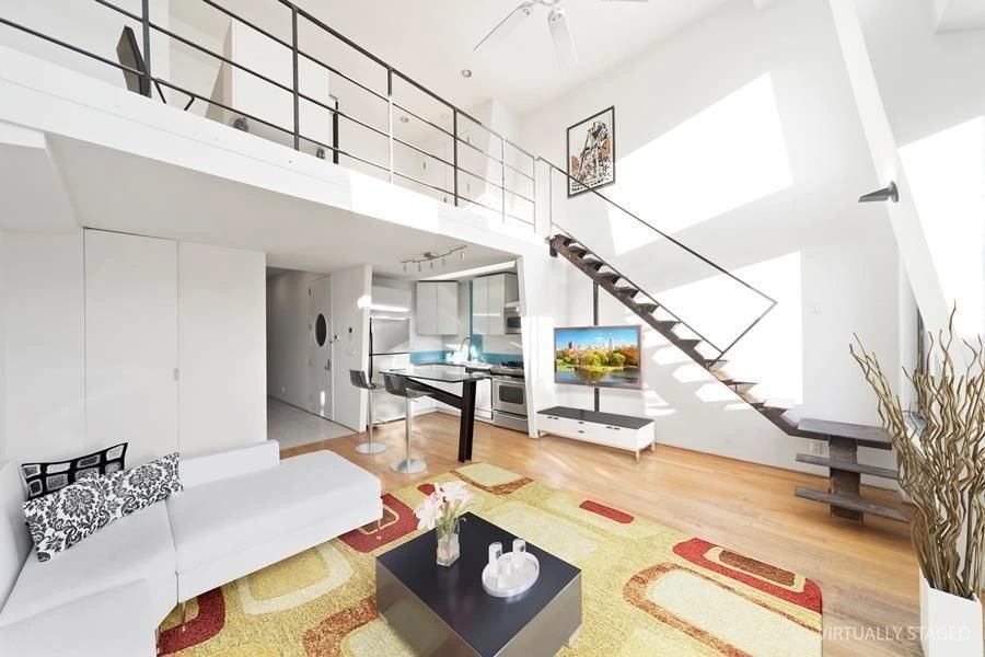 ■ YUKO KITCHEN NEW YORK Living Dining.jpg