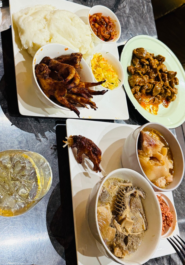 Inhloko / Skopo/Maotwana (Chicken Feet)