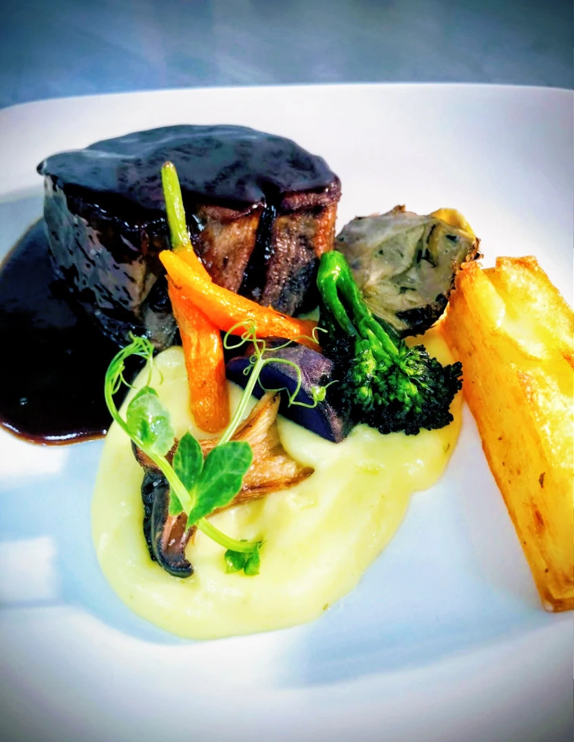 Mediterranean Bistro Experience