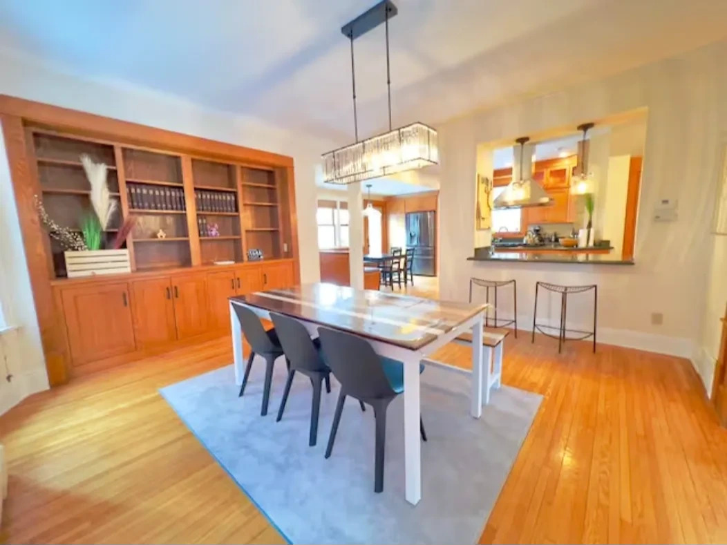 main level dining.png