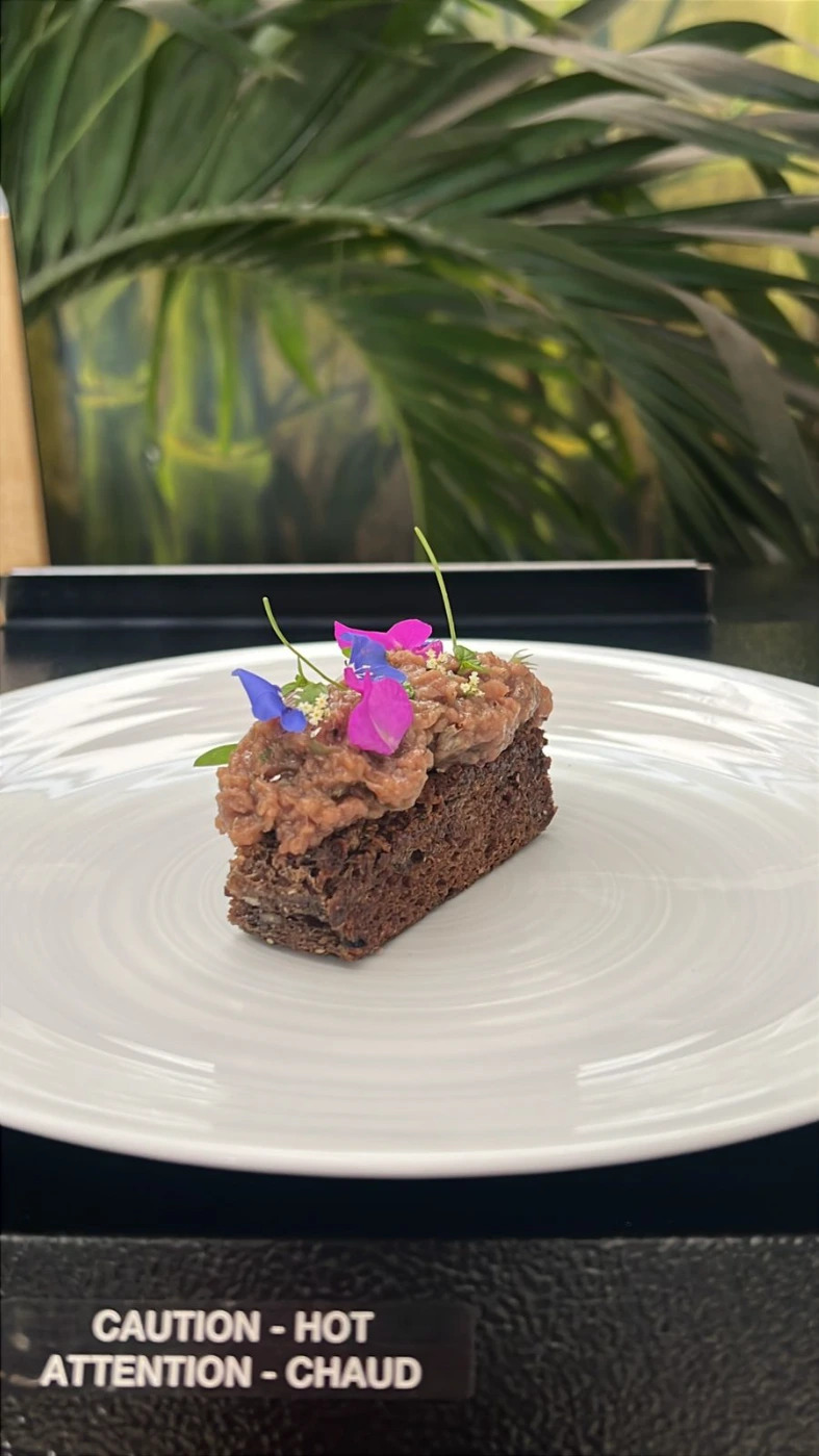 1000594363.jpg 1000594363.jpg