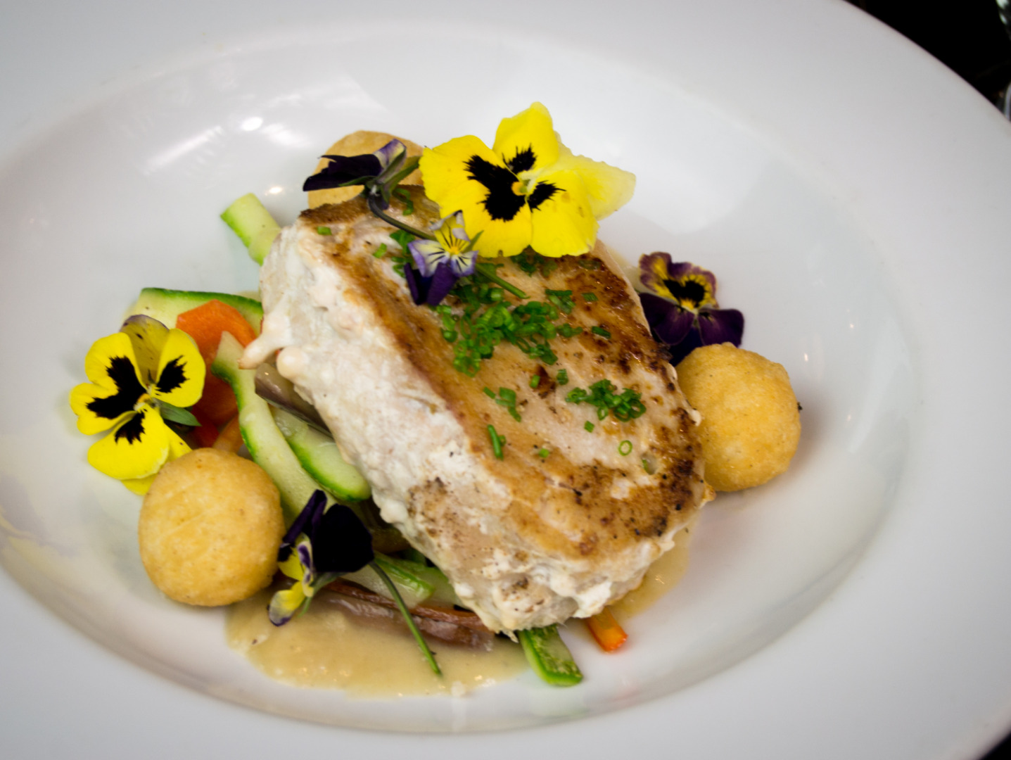 Refined Seafood Luxury Experience