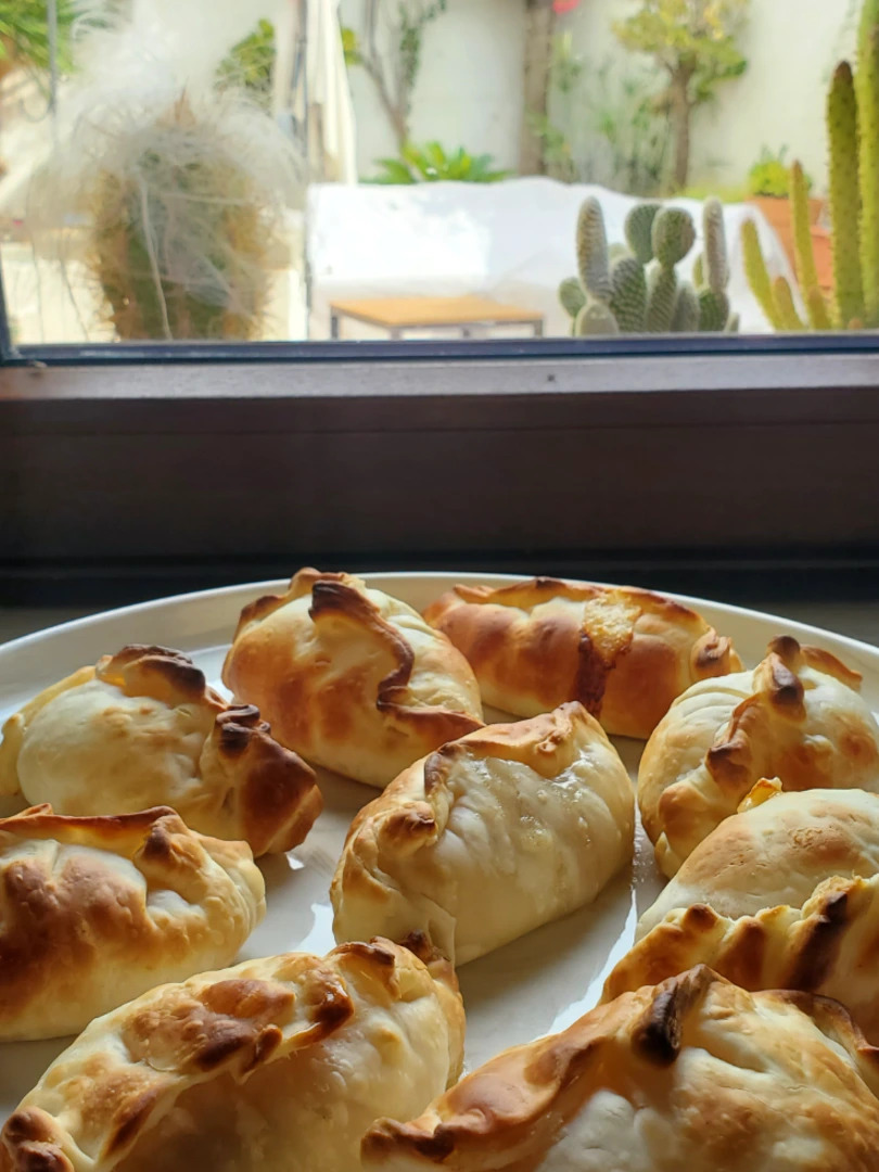 Empanada y vino, se hace el camino