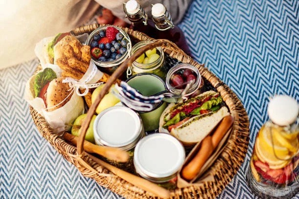 Ready to go Mediterranean Picnic basket