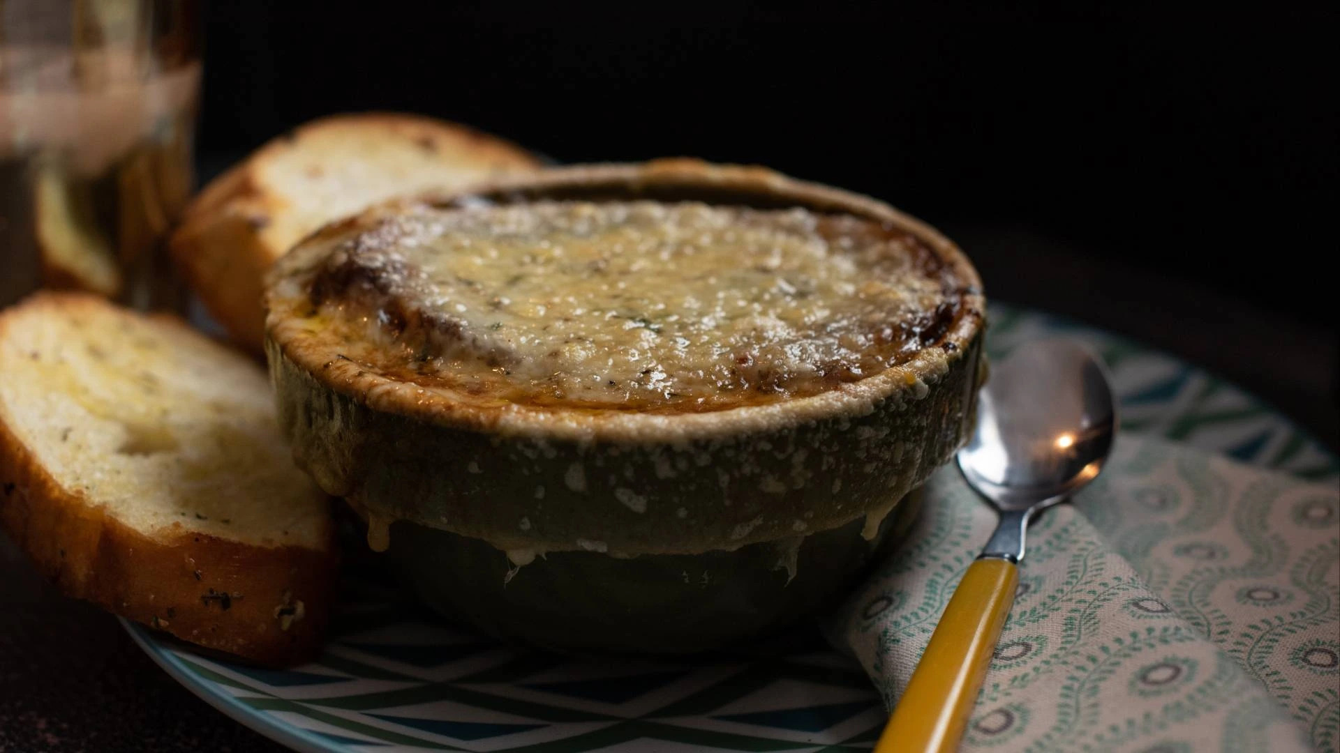 Comfort Rustic French