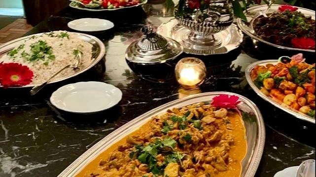 Desert Spice Journey · 3 Courses