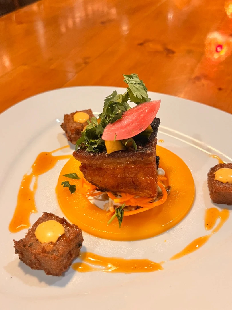 Local Favorites menu