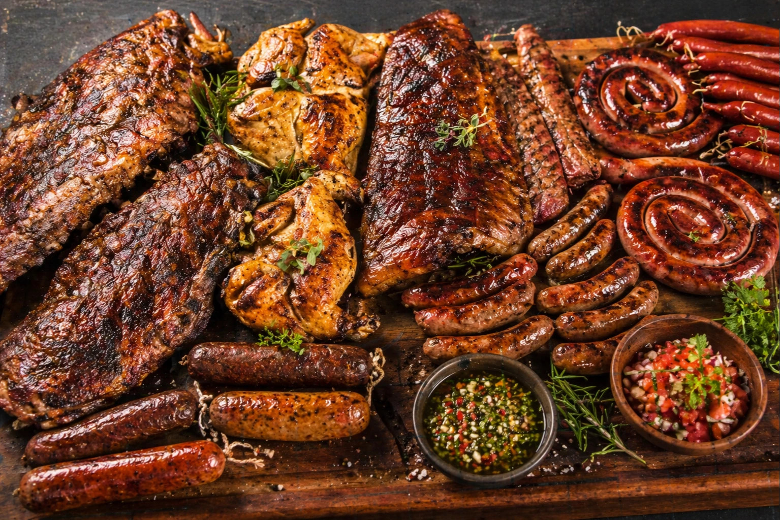 "Carne y Fuego"  ¡Un banquete para los amantes de la carne!