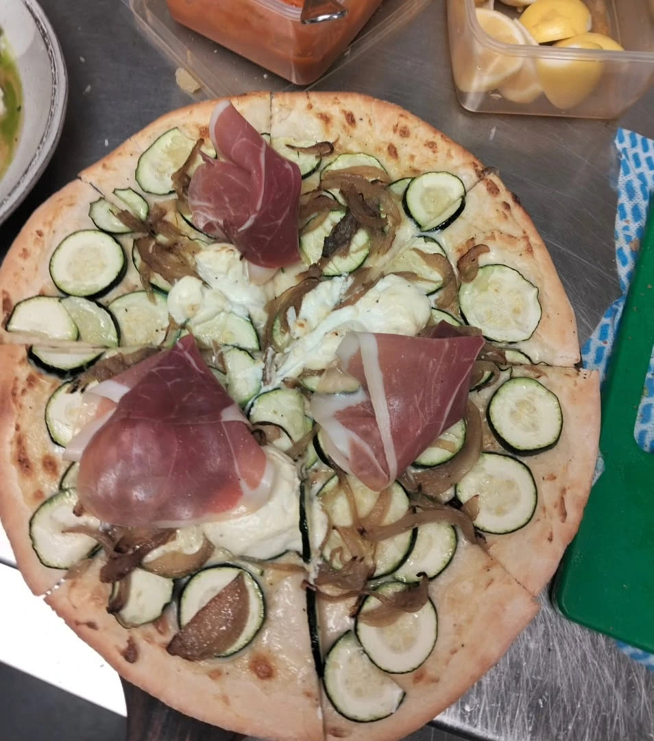 chef_mausham_3851191935025960491.jpg