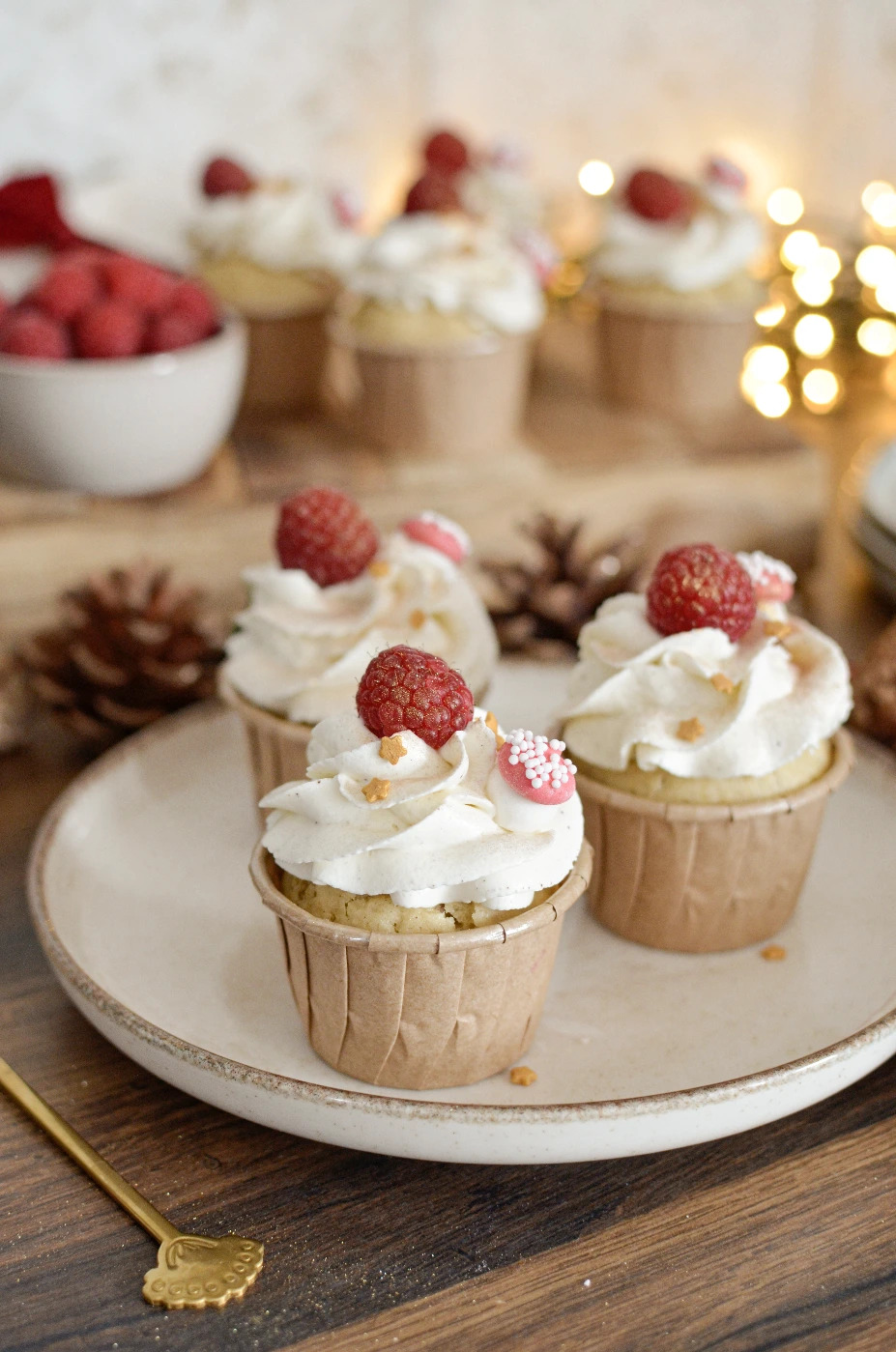 CUPCAKESBERRY3.jpg