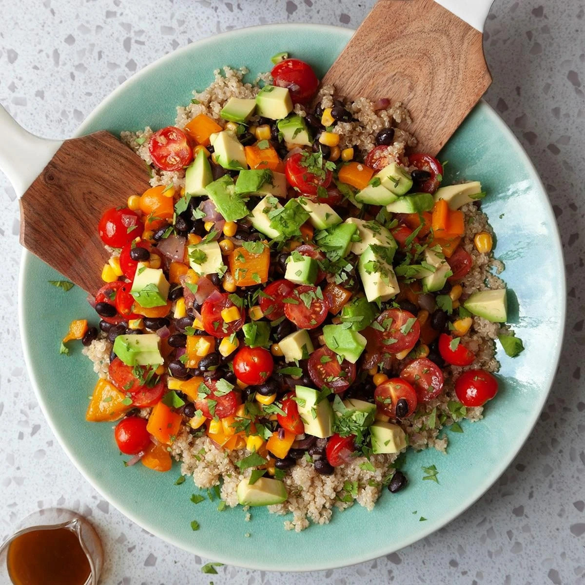 Southwest-Quinoa-Salad_EXPS_TOHD24_121438_SarahTramonte_5.jpg