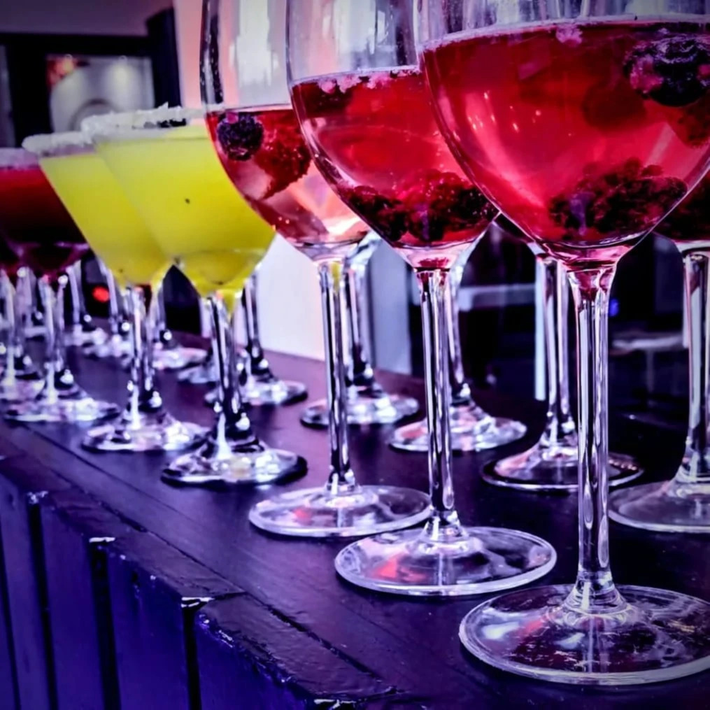 Cocteles - copia.jpg Cocteles - copia.jpg