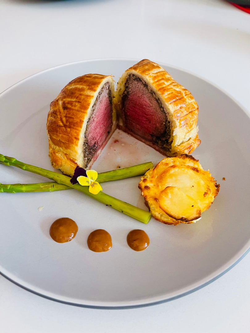 Elegance on a Plate: Chef Romi Taylor’s Signature Menu