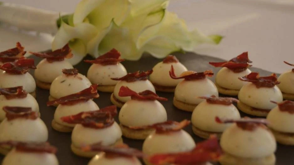 GOURMETS MENUS