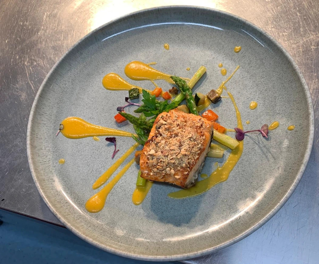 Oven baked salmon, with almonds crust, sauted ratatouille, asparagus and squash purée.jpeg Oven baked salmon, with almonds crust, sauted ratatouille, asparagus and squash purée.jpeg