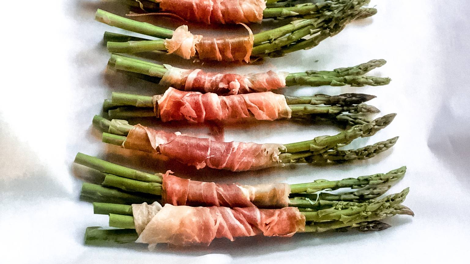 ProsciuttoWrappedAsparagus.jpg