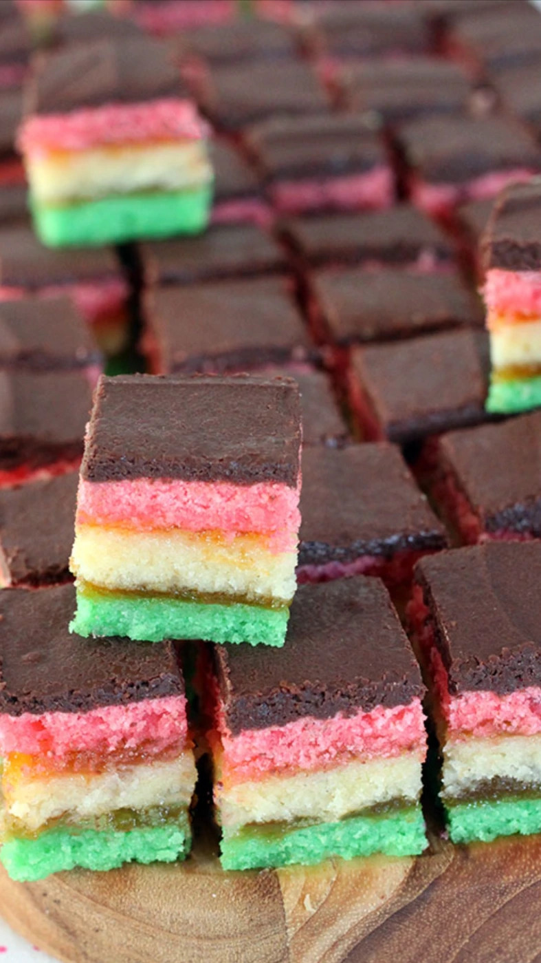 Rainbowcookies.jpg Rainbowcookies.jpg