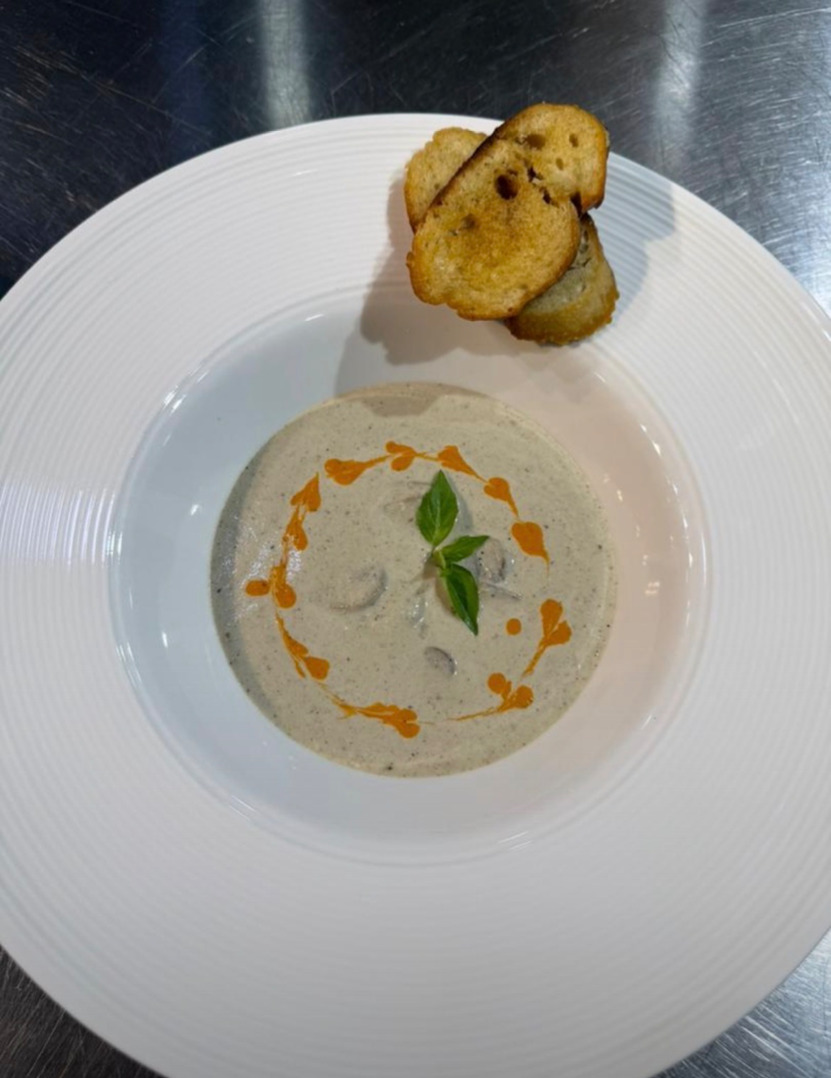 Chef’s executive dining experience