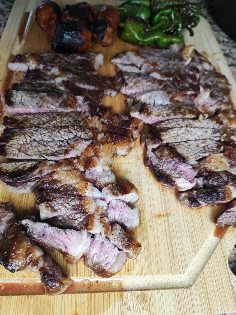Fuego & Carnes Premium - Especialización en cortes y técnicas