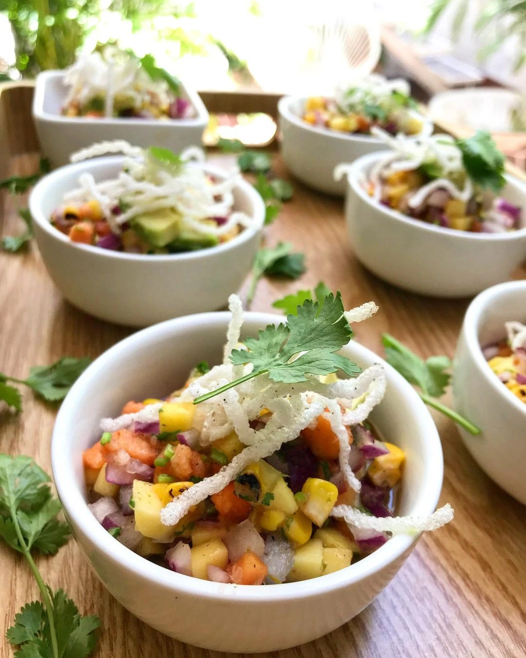 Chef Privada en tus eventos, abarcamos todo! Almuerzo para presentación corporativa-Arepitas con porotos negros, pico de gallo, palta y queso llanero.Ceviche frutal con leche de tigre y crocante de arroz.Mini (1).jpg Chef Privada en tus eventos, abarcamos todo! Almuerzo para presentación corporativa-Arepitas con porotos negros, pico de gallo, palta y queso llanero.Ceviche frutal con leche de tigre y crocante de arroz.Mini (1).jpg