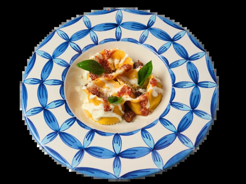 Girella Napoletana al Ragù.png Girella Napoletana al Ragù.png