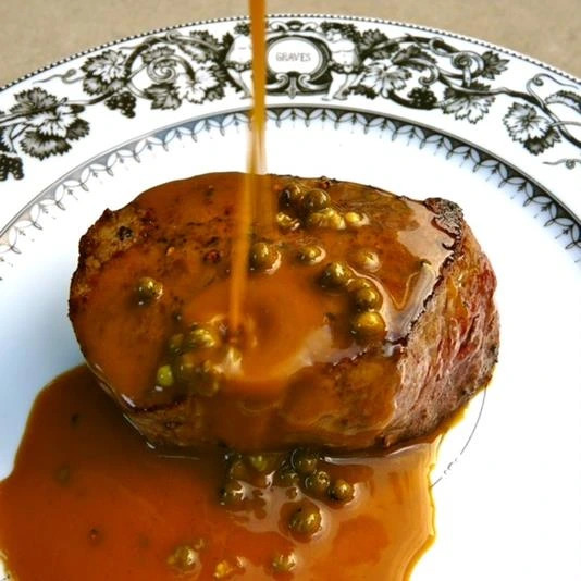 steaks-poivre-lesley-chesterman.jpeg