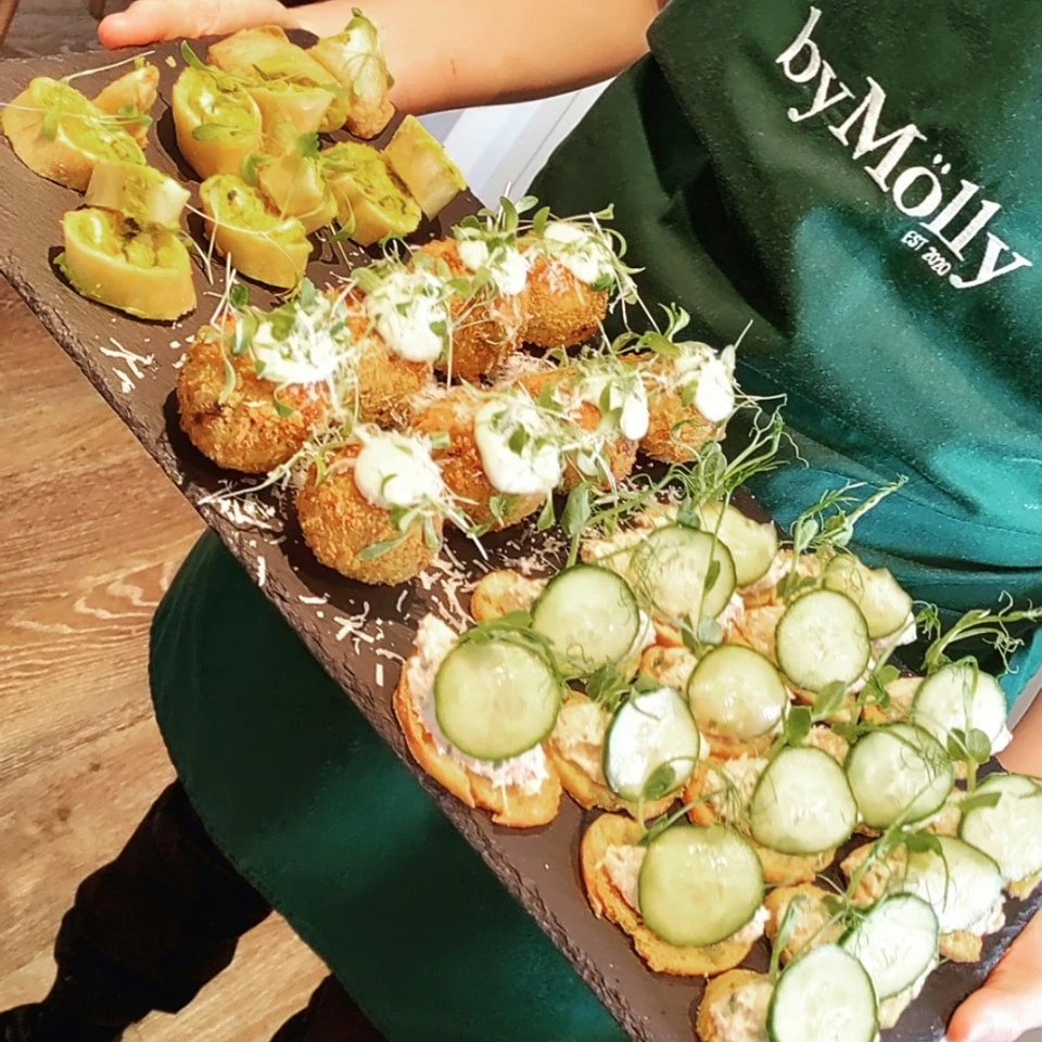 Canape 2.jpg Canape 2.jpg