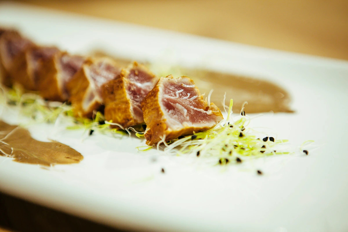 Tataki atún.JPG Tataki atún.JPG