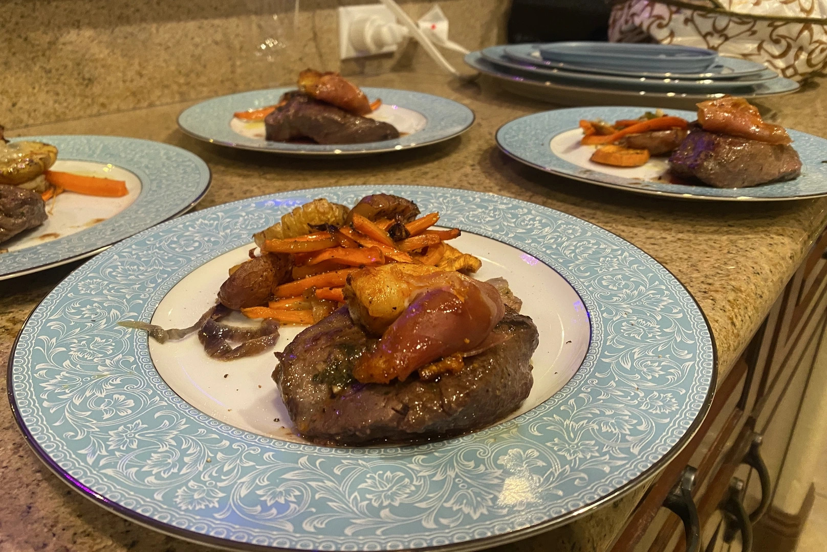 Chef’s Signature Experience. (E)