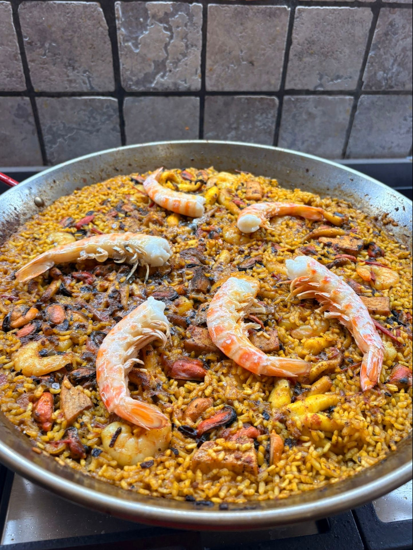 Paella, tapas y sangria