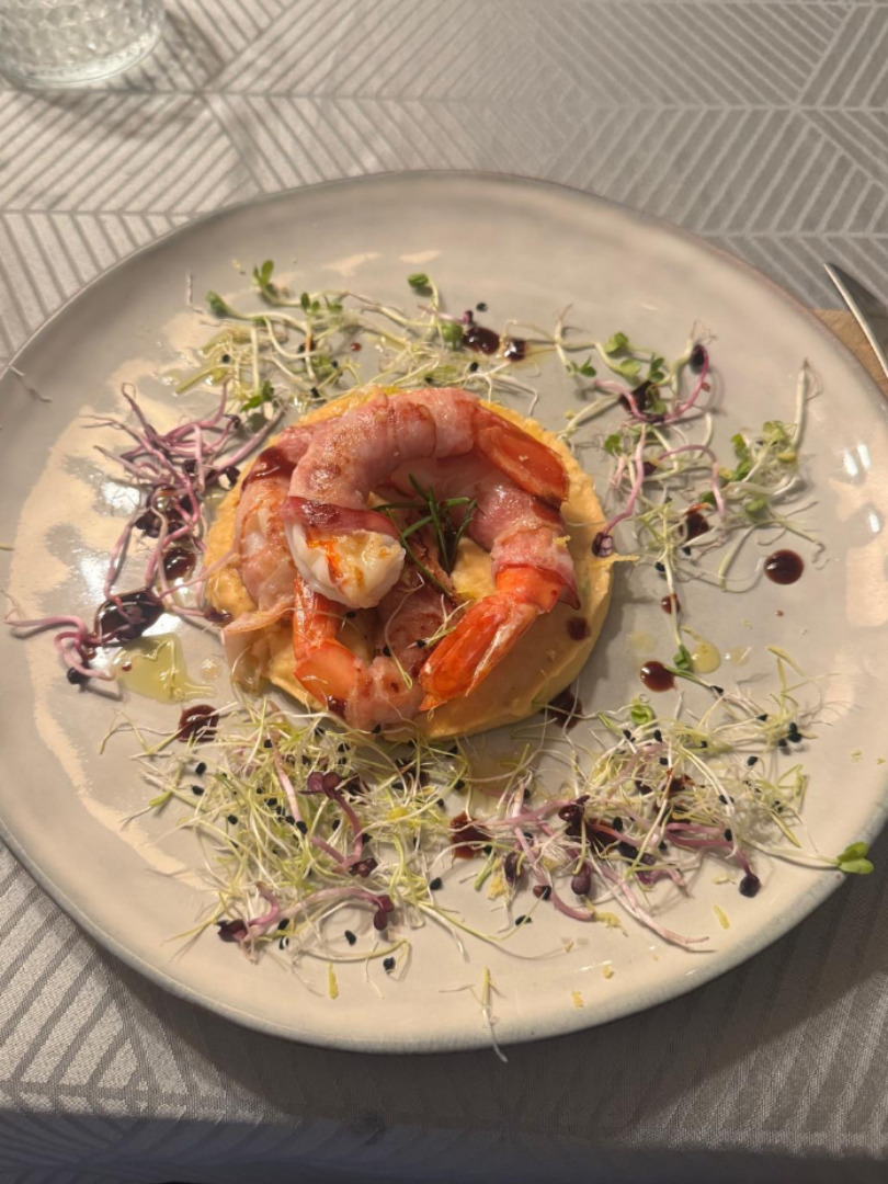 A Taste of Tuscany & Vietnam — Christmas Dinner