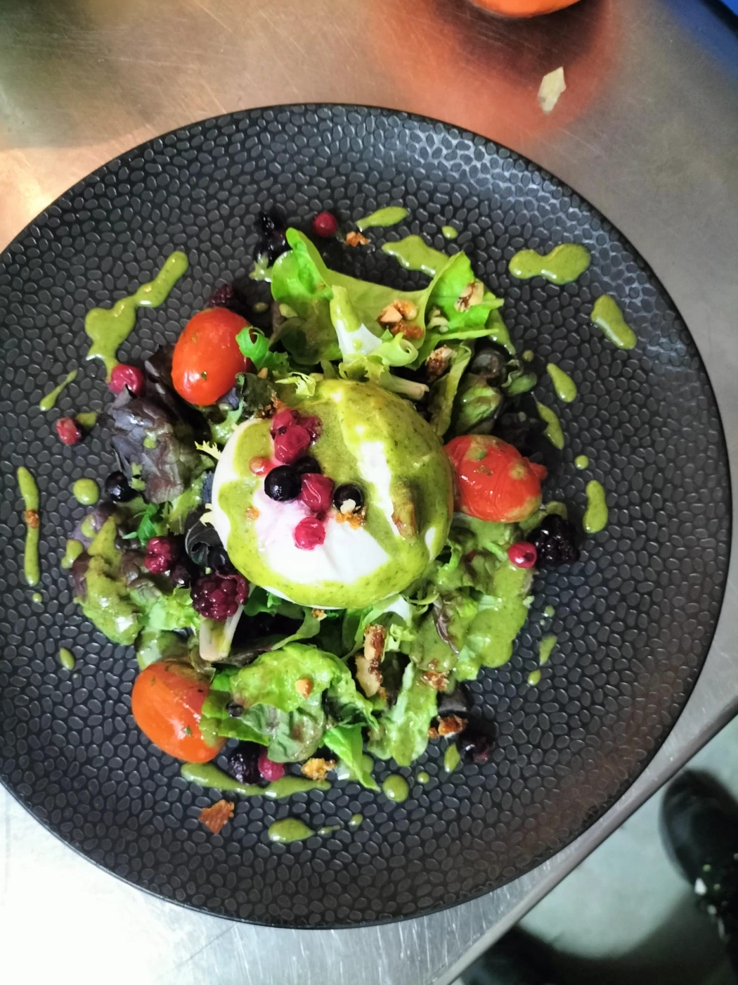 Ensalada Brata Capresse.jpg Ensalada Brata Capresse.jpg