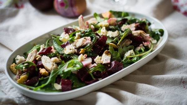 salata-od-piletine-i-gorgonzole-01.jpg