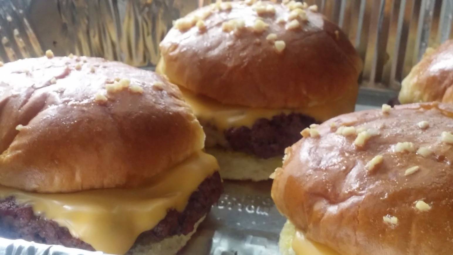 garlic mini burger.jpg