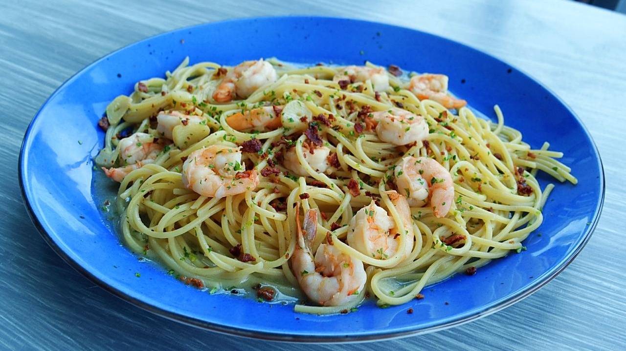 PASTA CAMARÓN Y BACON.png