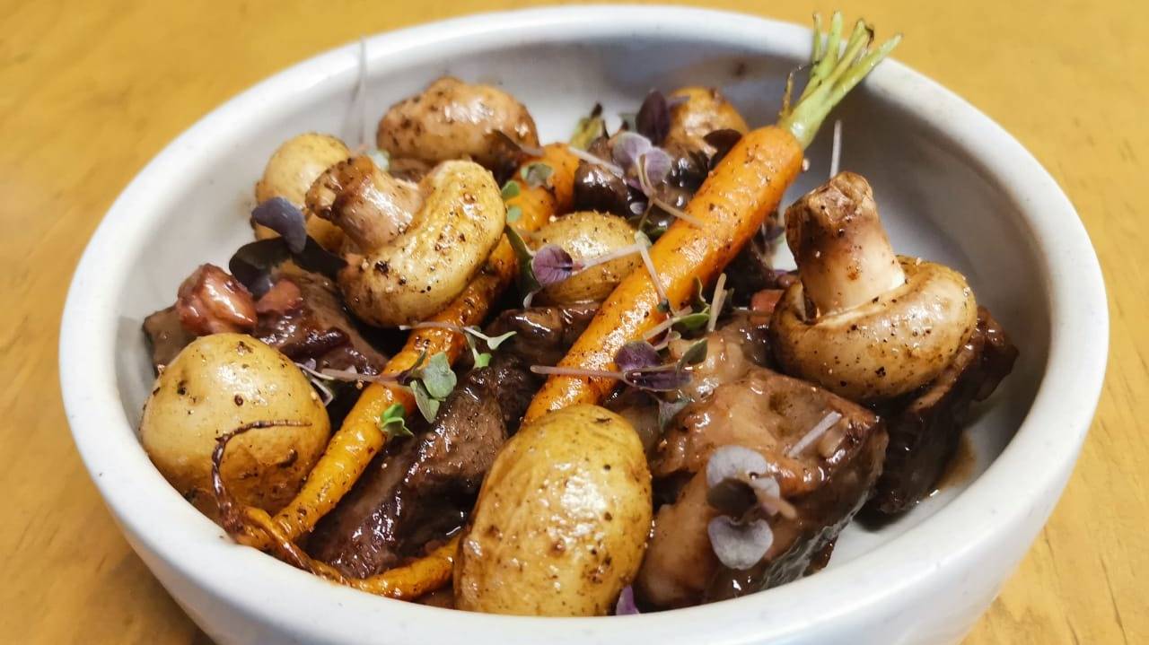Boef bourguignon.jpg Boef bourguignon.jpg