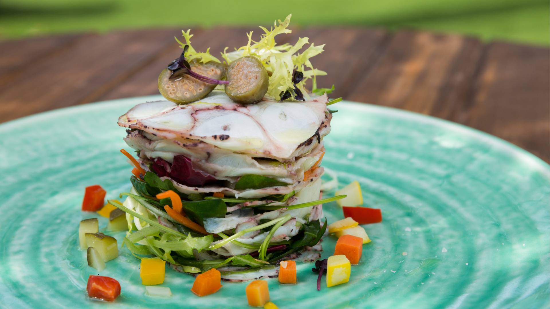 Bussola - Octopus Carpaccio.jpg Bussola - Octopus Carpaccio.jpg